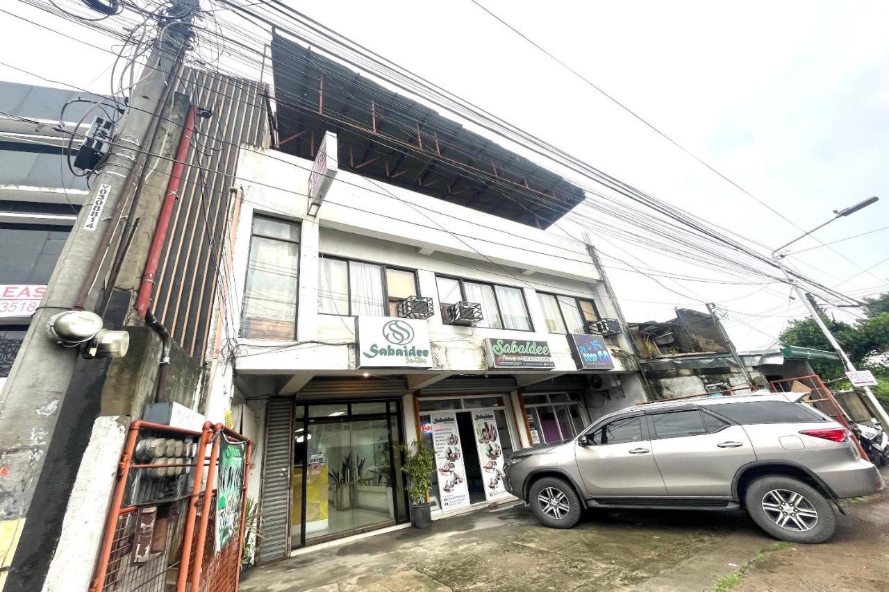 Oyo 910 Sabaidee Suites Mandaue Exterior foto